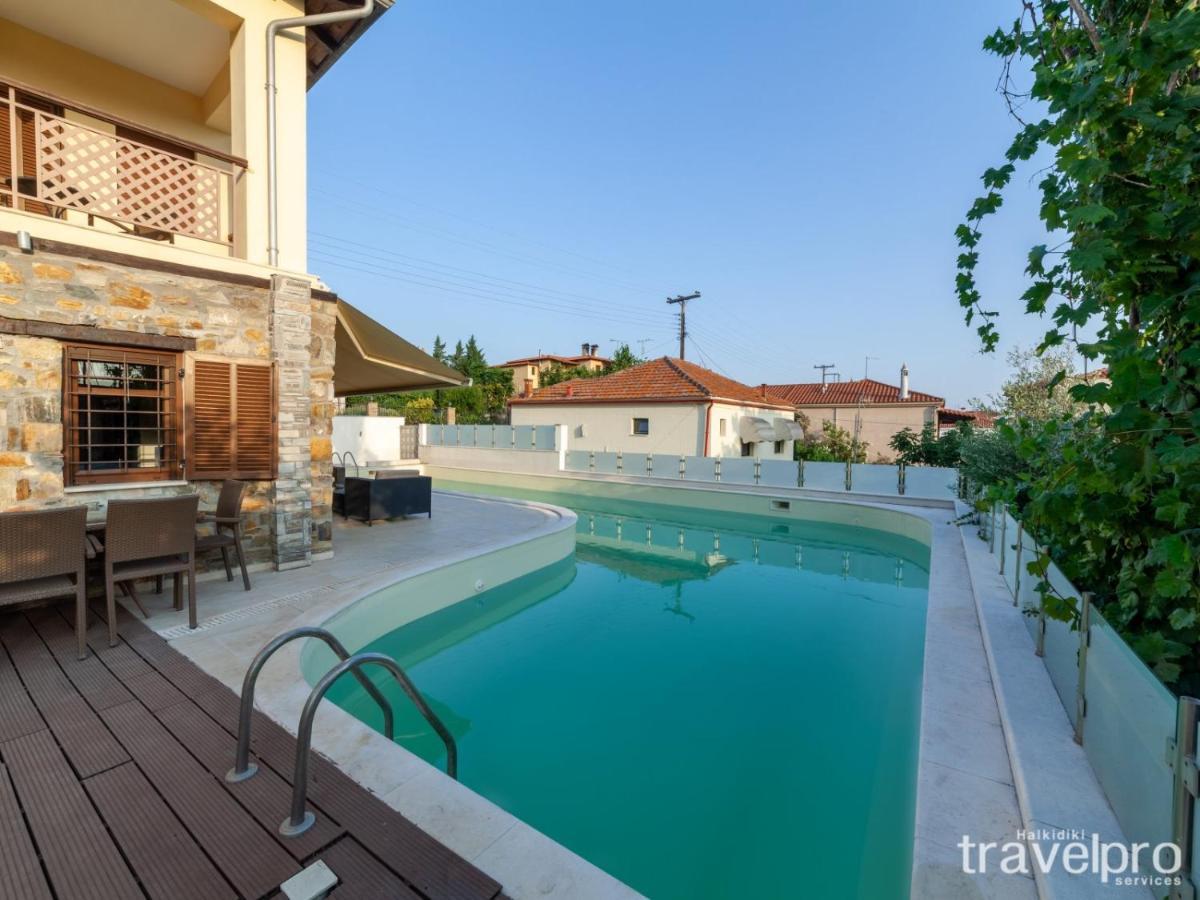 Villa Artemis By Rentalspro - Nikiti Halkidiki Exterior photo